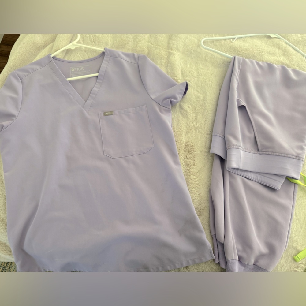 Figs scrubs set